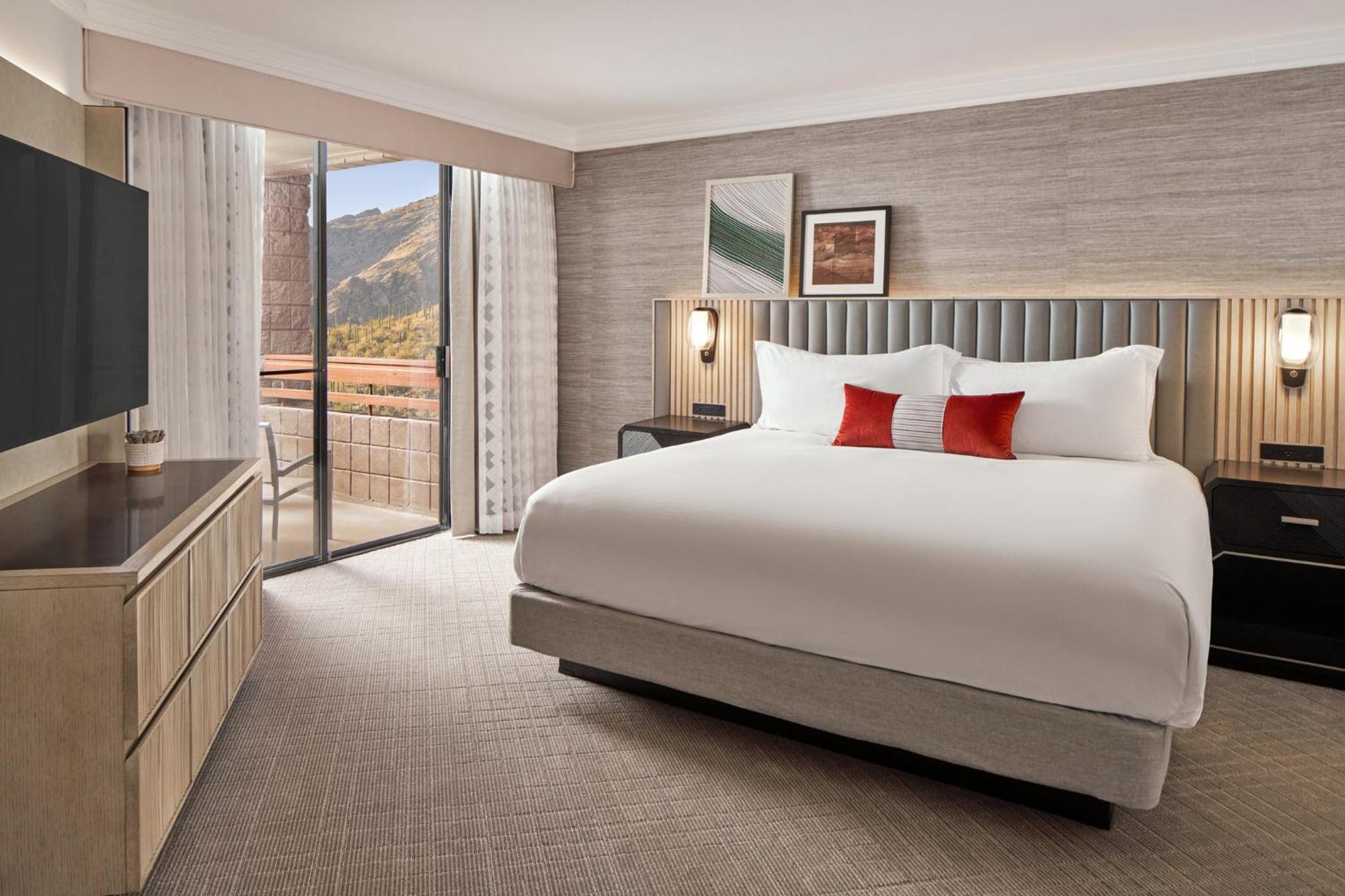 King Room with Mountain View