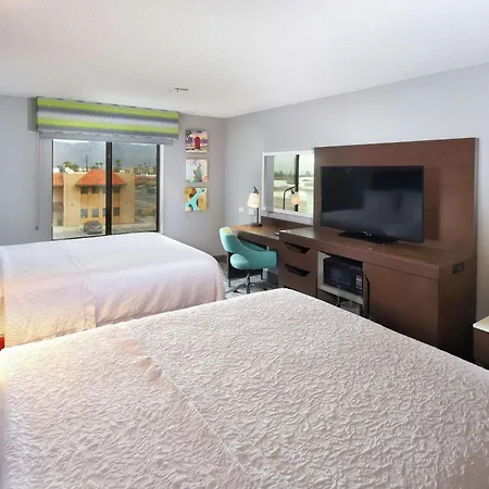 Hampton Inn & Suites Tucson East-2